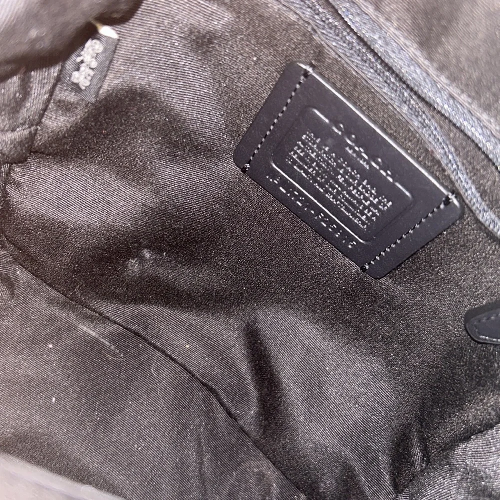 Coach - Picture 12 of 13